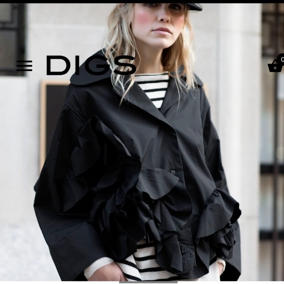 Ruffle Asymmetrical Jacket size M - Picture 2 of 5